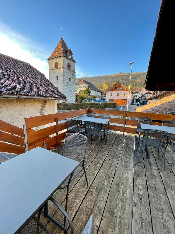 Hotel du Cheval Blanc La Neuveville Buitenkant foto